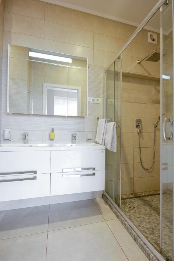 Gagarin Plaza Apartment Odessa Exteriör bild